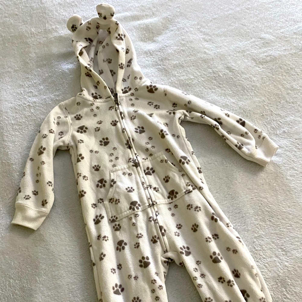 Carter’s dog outfit